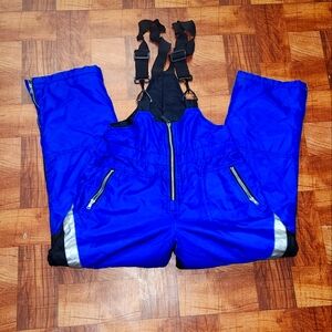 Woman's Snowsuit in size L(14-16)